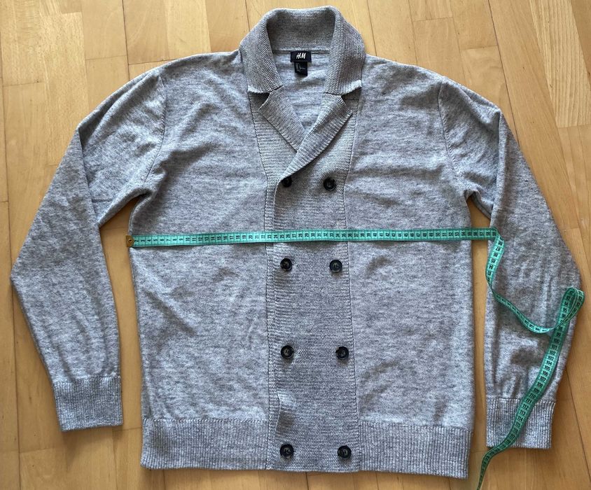 szary sweter rozpinany, H&M, L. 60 zł