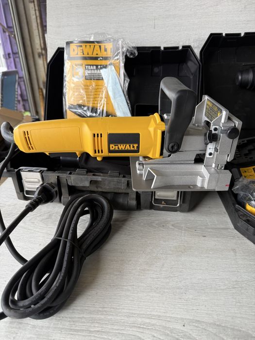 De WALT DCH253   DW682   DWE4056