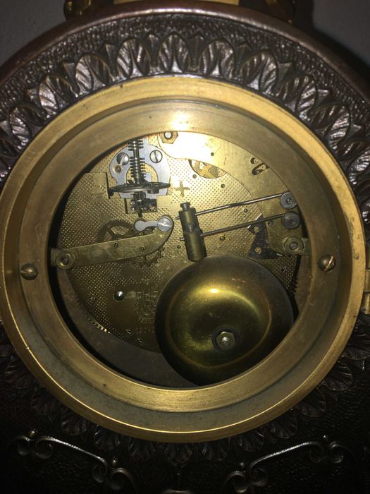 Relógio de mesa a corda em puro bronze, Napoleão III Francês