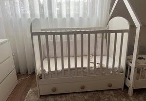 Berco de bebe com colchao incluido .