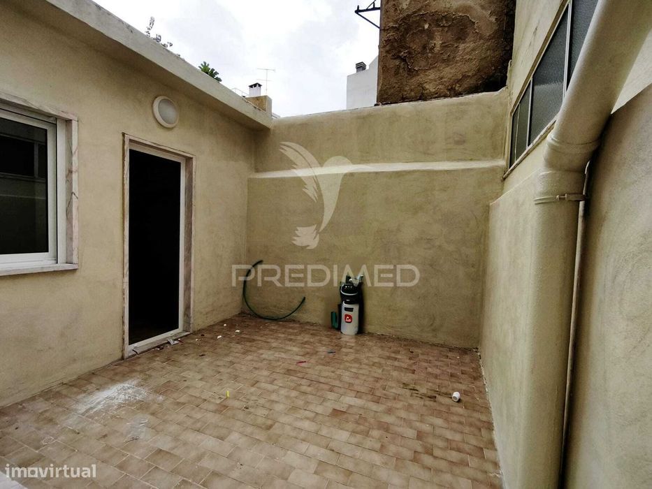 T3 Totalmente Remodelado | Amadora | Espaço Exterior | 359.000 €