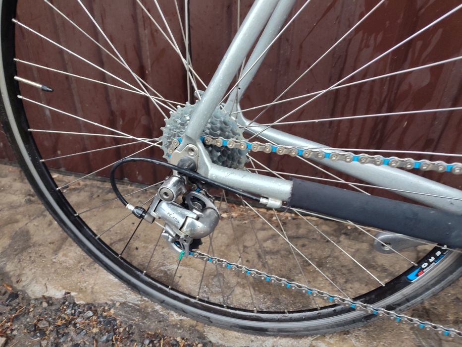 Rower szosowy  osprzęt Shimano 105