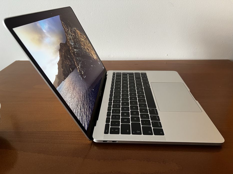 MacBook Pro 13 Retina (2017)
