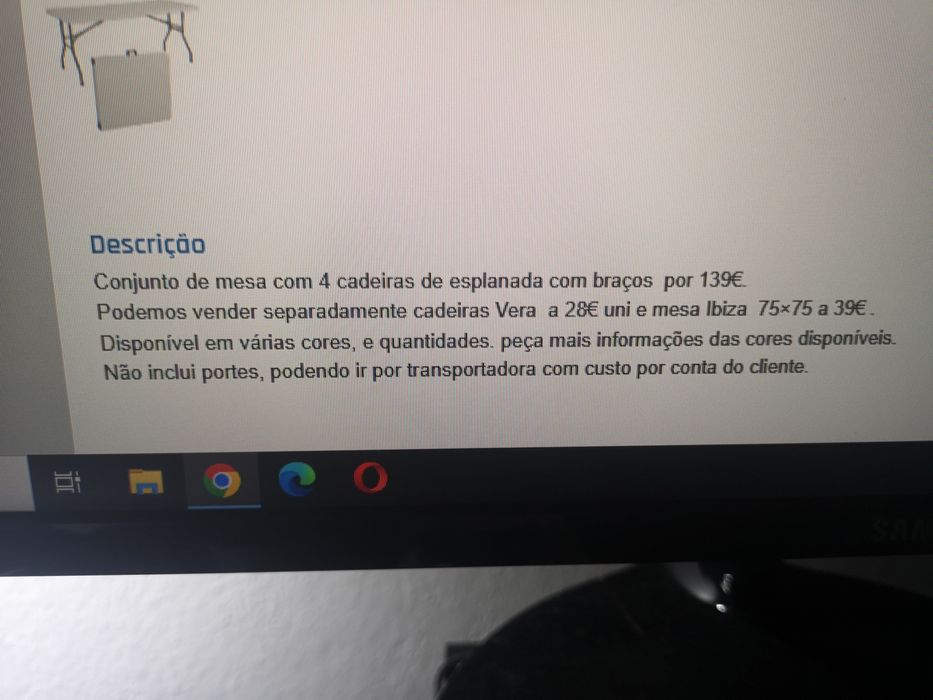 Esplanada cadeiras e mesas