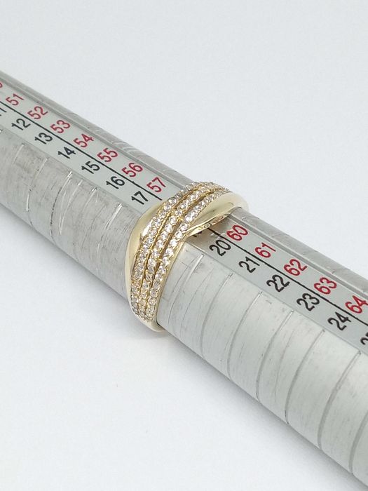 Lombardowski. W.Kruk Złoty pierścionek pr.585 2,18g rozm.19 BDB stan