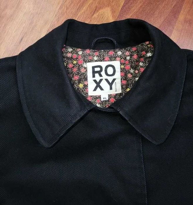 Dwurzędowy płaszczyk Roxy