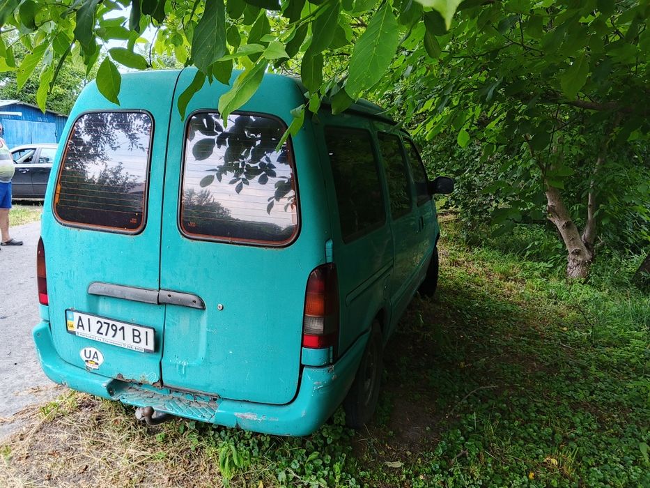продам нісан ванетто не на ходу