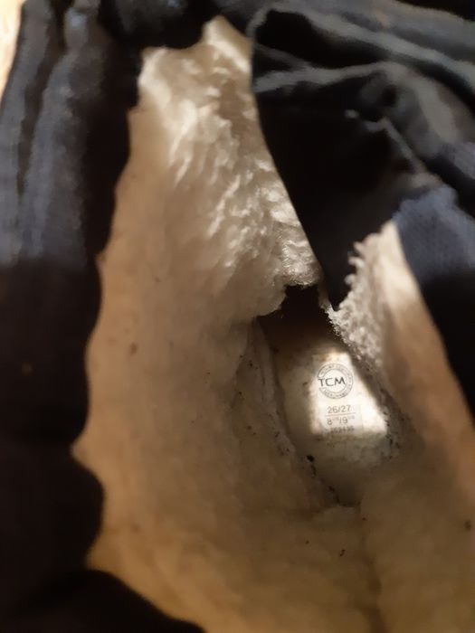 Продам дитяче взуття .