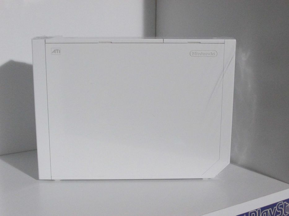 Nintendo Wii (sem cabos/acessorios)
