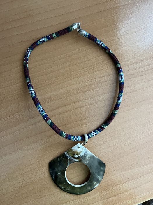 Colares vintage ótimo estado