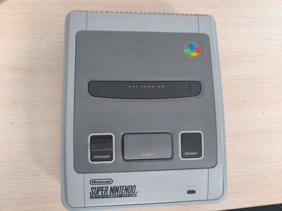Приставка Super Nintendo Pal ver. (SNES) + картриджи