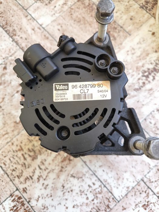 Продам генератор снять с рабочей машины в Германии Пежо 206 бензин