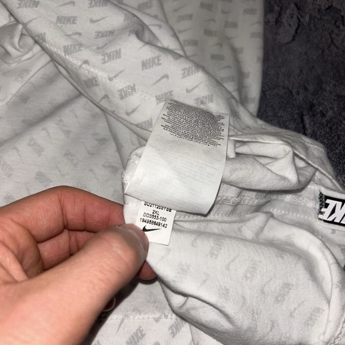 Чоловіча майка великого 2XL розміру Nike з лампасами