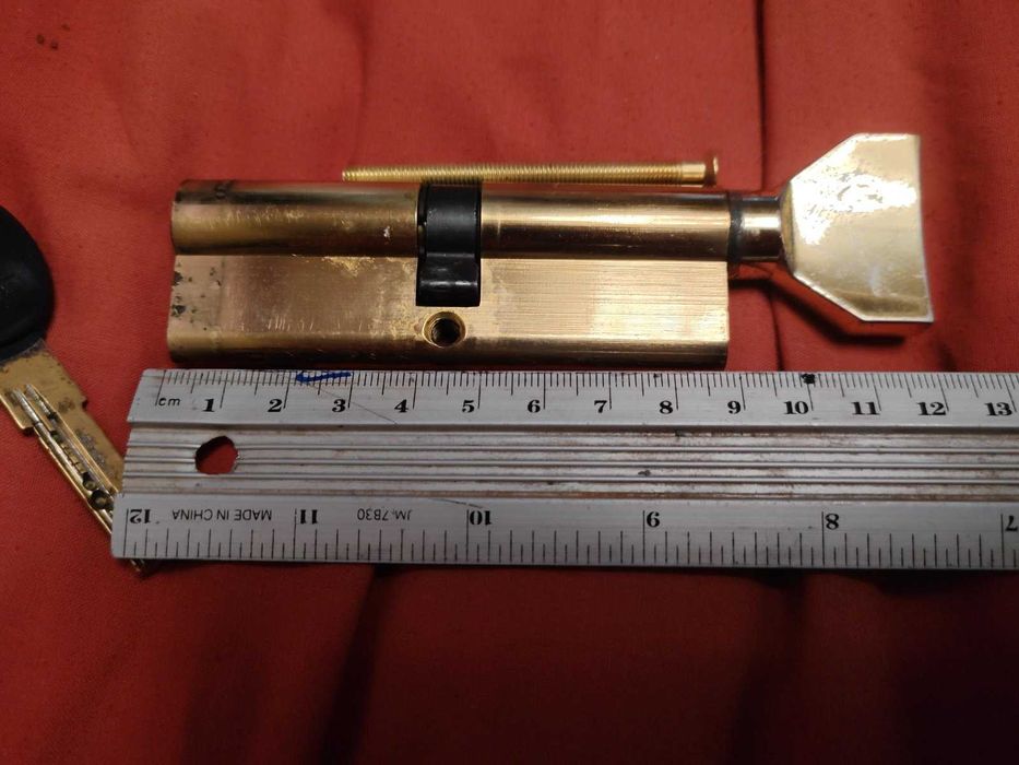 Цилиндр замка, сердцевина замка 90мм 4 ключа