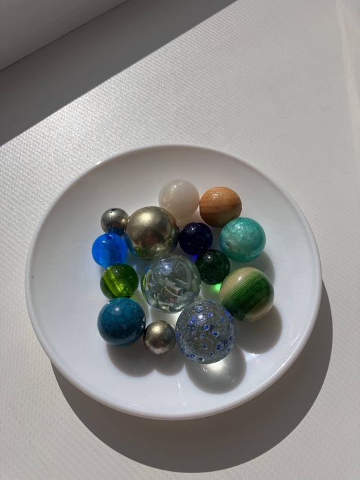 Бусини, стекляшки