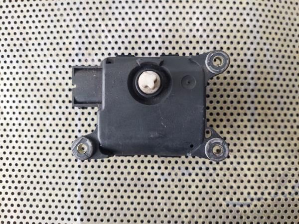 Motor da comporta da sofagem OPEL Astra G Classic (F08, F48)