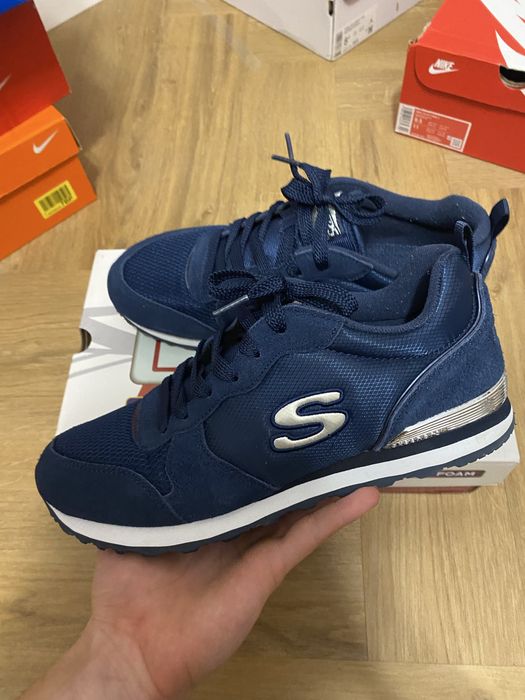 Buty skechers 40