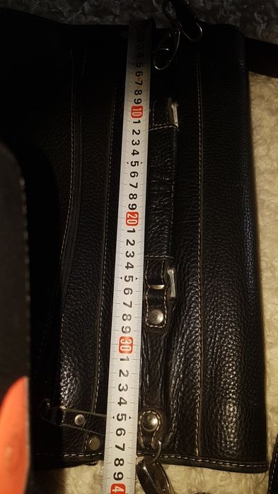 Продам кожаный портфель (натуральна шкіра)