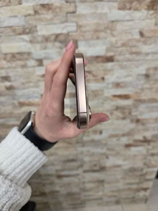 16 pro 128gb Titanio Deserto