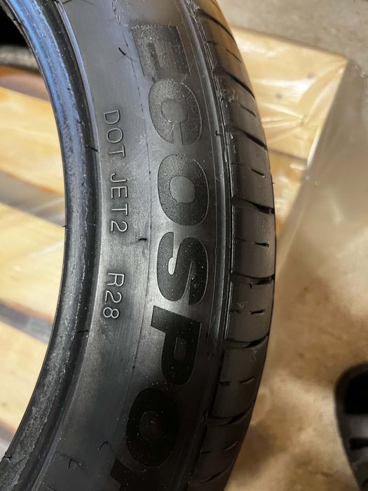 Opony 215/45/16r