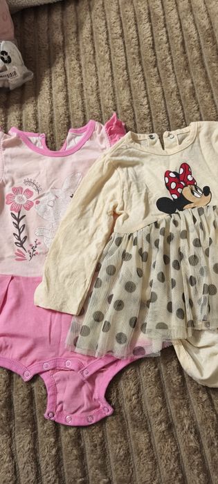 Віддам дитячі речі на дівчинку від 0