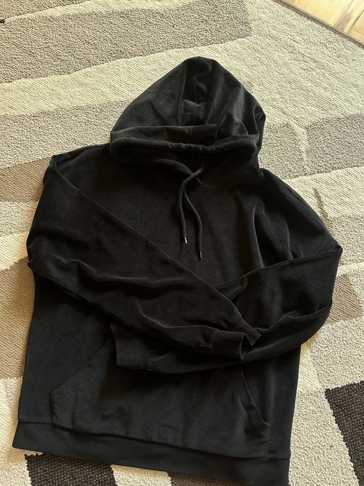 Костюм велюровий чорного кольору,розміру S,за усіма замірами у лс