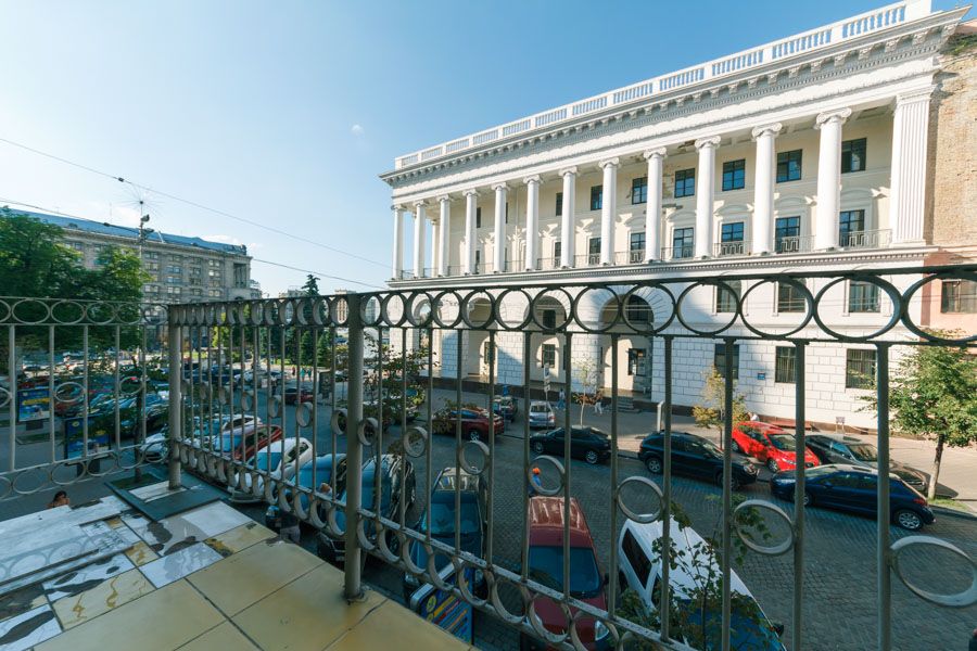 Лофт 3к Городецького 4, видова на Майдан, Крещатик