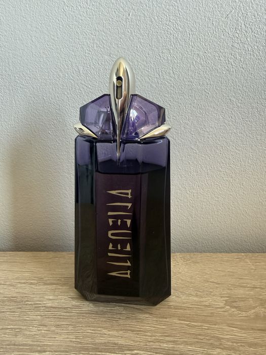 Mugler Alien woda perfumowana perfumy flakon napełnialny dla kobiet
