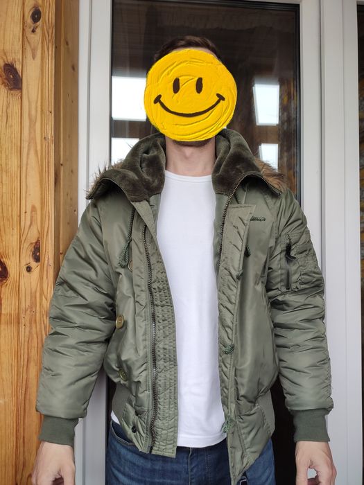 Зимова куртка бомбер Mil-Tec Flight Jacket N2B - olive з капюшоном, розмір М