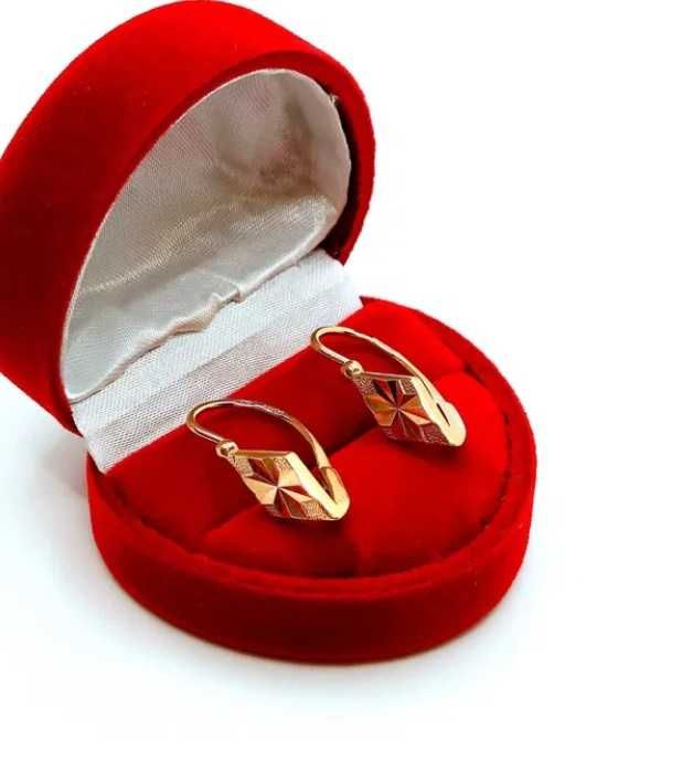 Złote kolczyki wiszące romby pr.583 W:3,73gr InterSKLEP