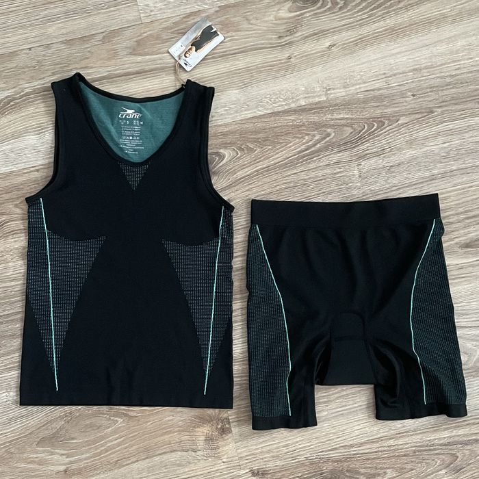 Zestaw rowerowy damski Top + Spodenki S 36