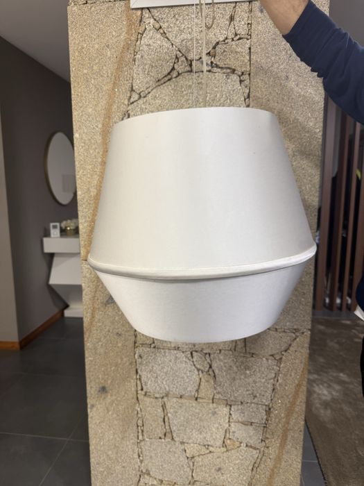 Candeeiro de sala em muito bom estado