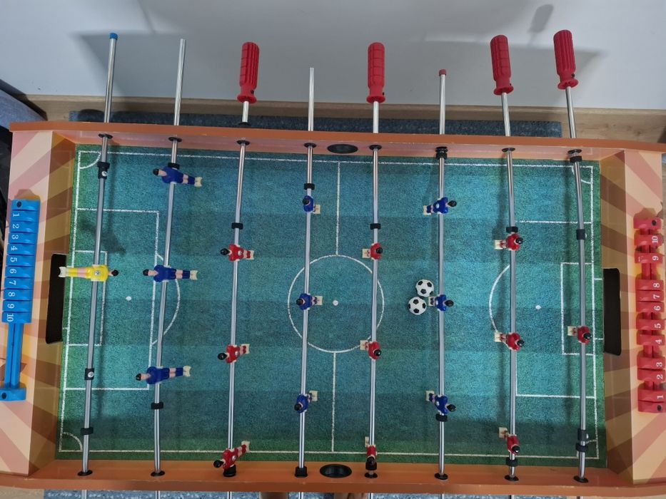 Mesa matraquilhos para crianças