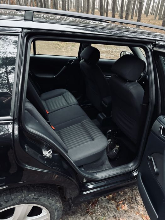 Свежопригнаная октавия