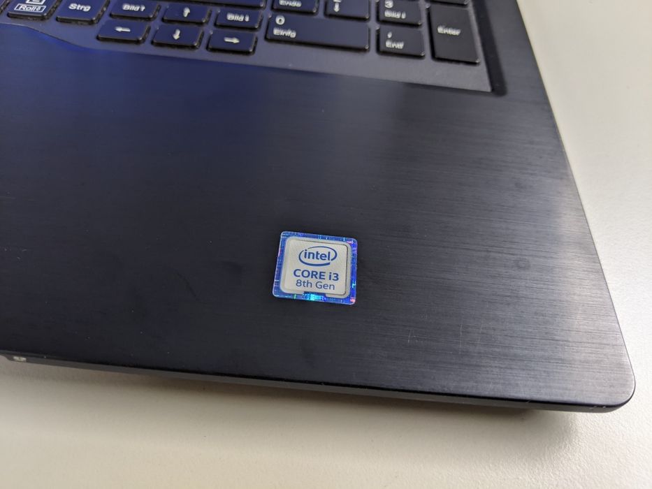 Ноутбук Fujitsu Lifebook U759 15.6 intel i3 8154 4.0Ghz    8Gb/256Gb