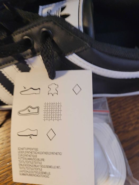 Adidasy uniwersalne