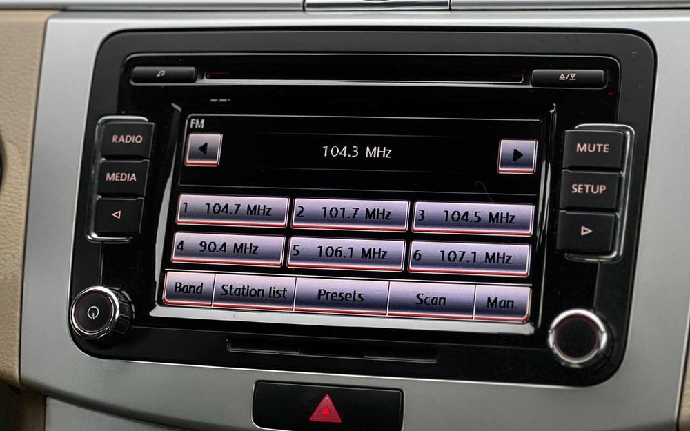 Volkswagen Passat 2011