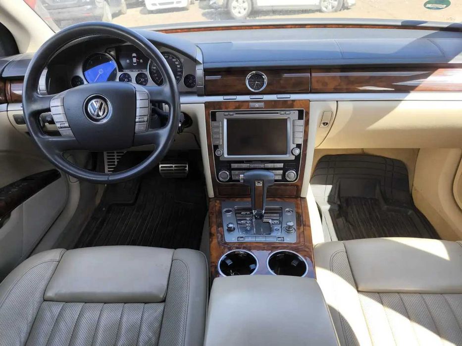 Бампер Volkswagen Phaeton Запчастини Розборка Шрот Фаєтон Волксваген