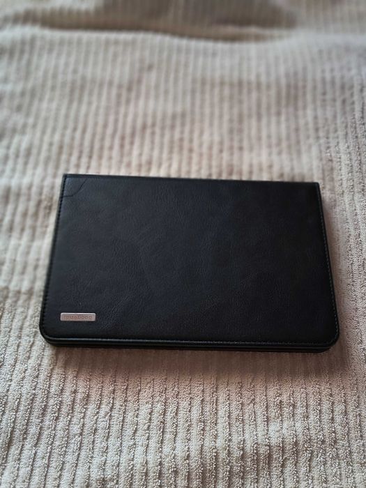 Etui na tablet 8 cali czarny, uniwersalny pokrowiec z gumkami