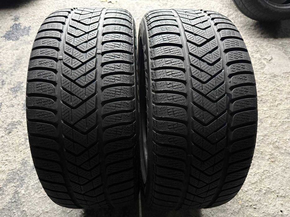 Шини зима 245/45/R17 Pirelli Sottozero 3