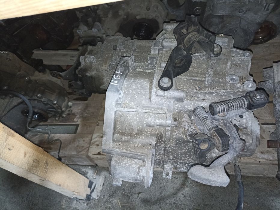 Коробка, редуктор  Volkswagen Tiguan 2.0tdi  NGF