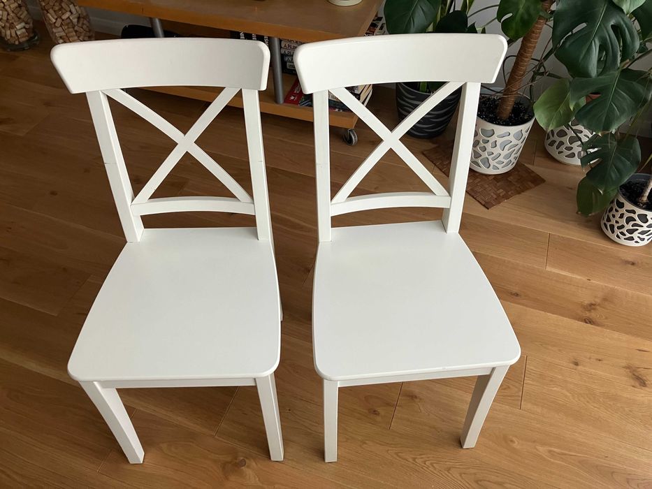 IKEA INGOLF / ROSENTORP 2 krzesła drewniane w kolorze BIAŁYM