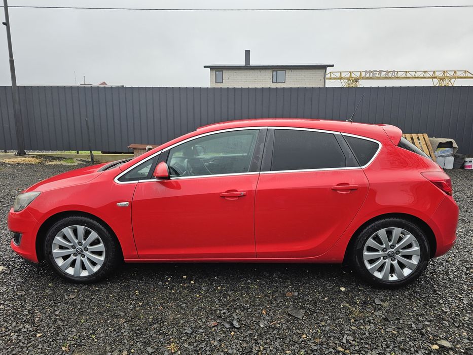 Opel Astra J 2013 1.7d