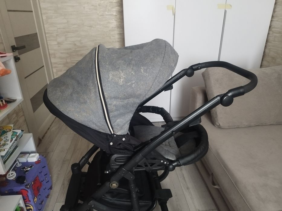 Візок дитячий 2 в 1 (люлька + прогулянка)