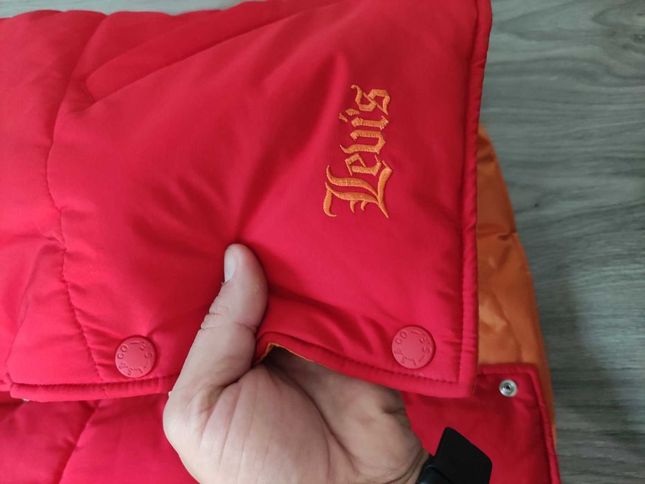 Безрукавка levis