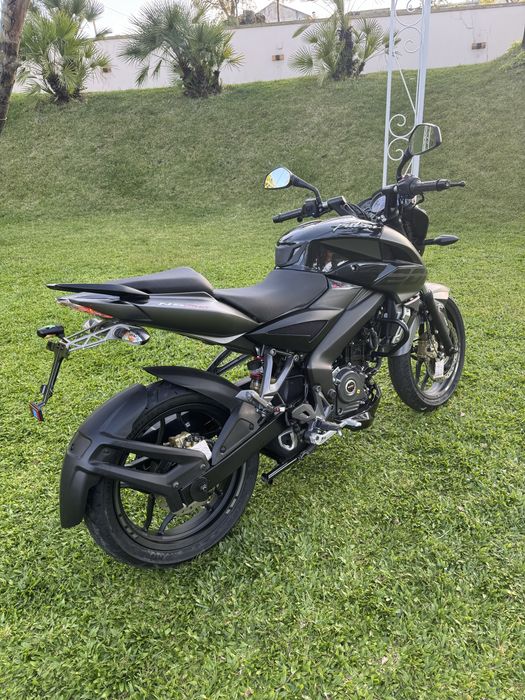 Vendo Moto Bajaj Pulsar NS 200