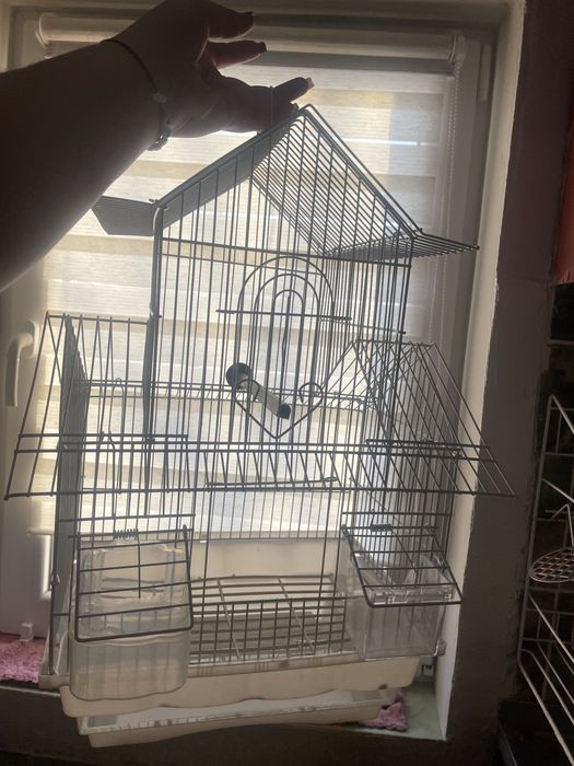 Продається клітка для папуги у новому пошті стані