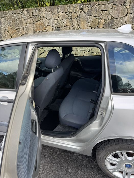 Fiat Stilo (muito estimado)