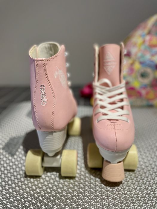Patins de 4 rodas para jovem. Tam38