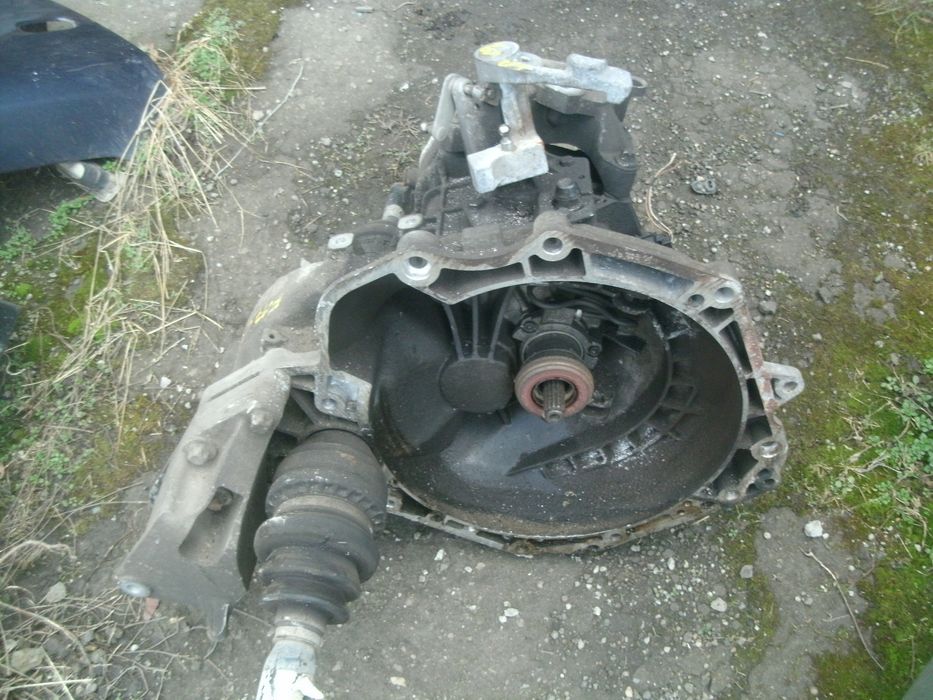 skrzynia biegow opel vectra c 1.6 1.8 16v f17c374